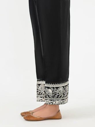 embroidered-khaddar-trouser