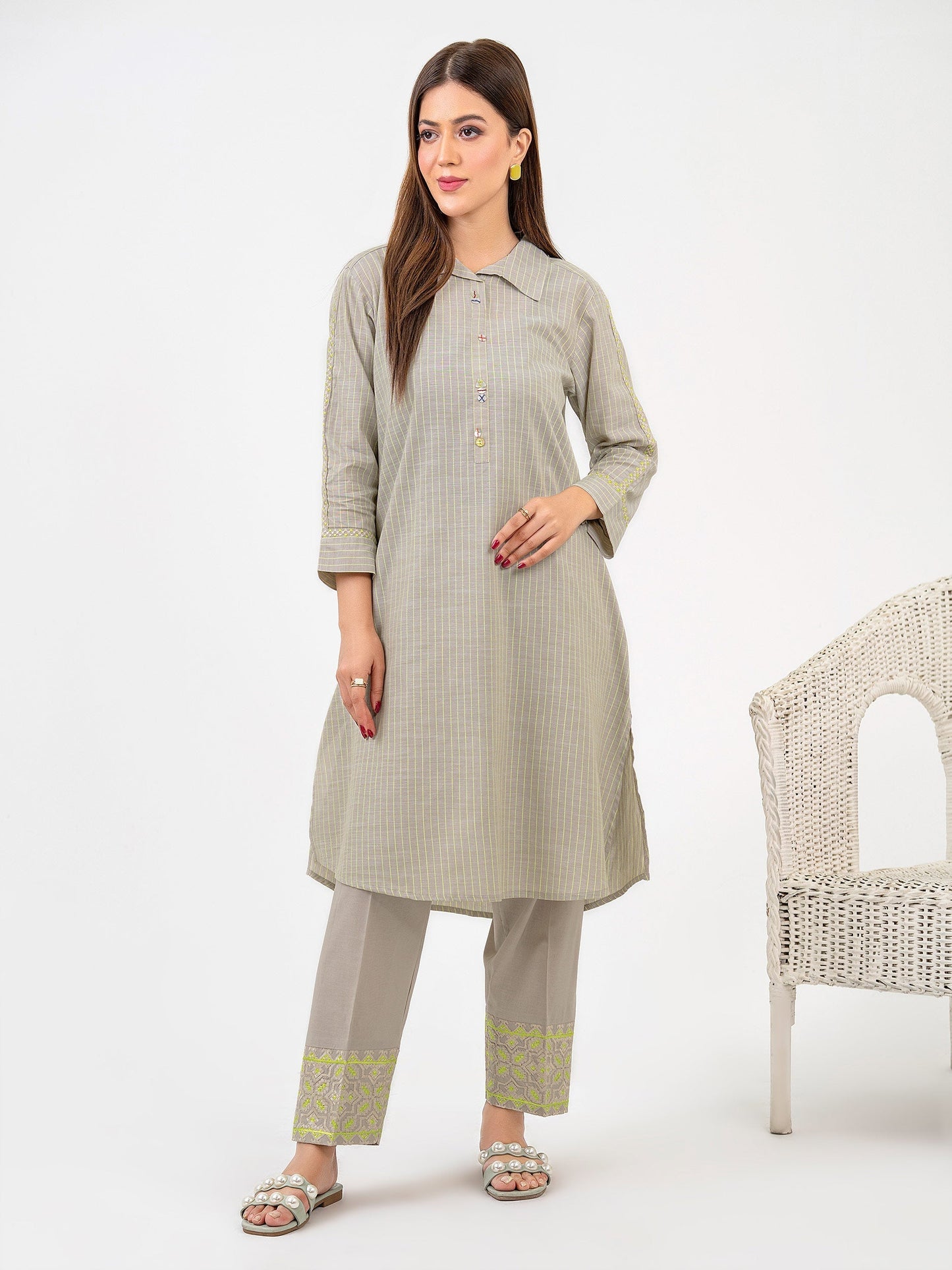 2 Piece Yarn Dyed Suit-Embroidered (Pret)