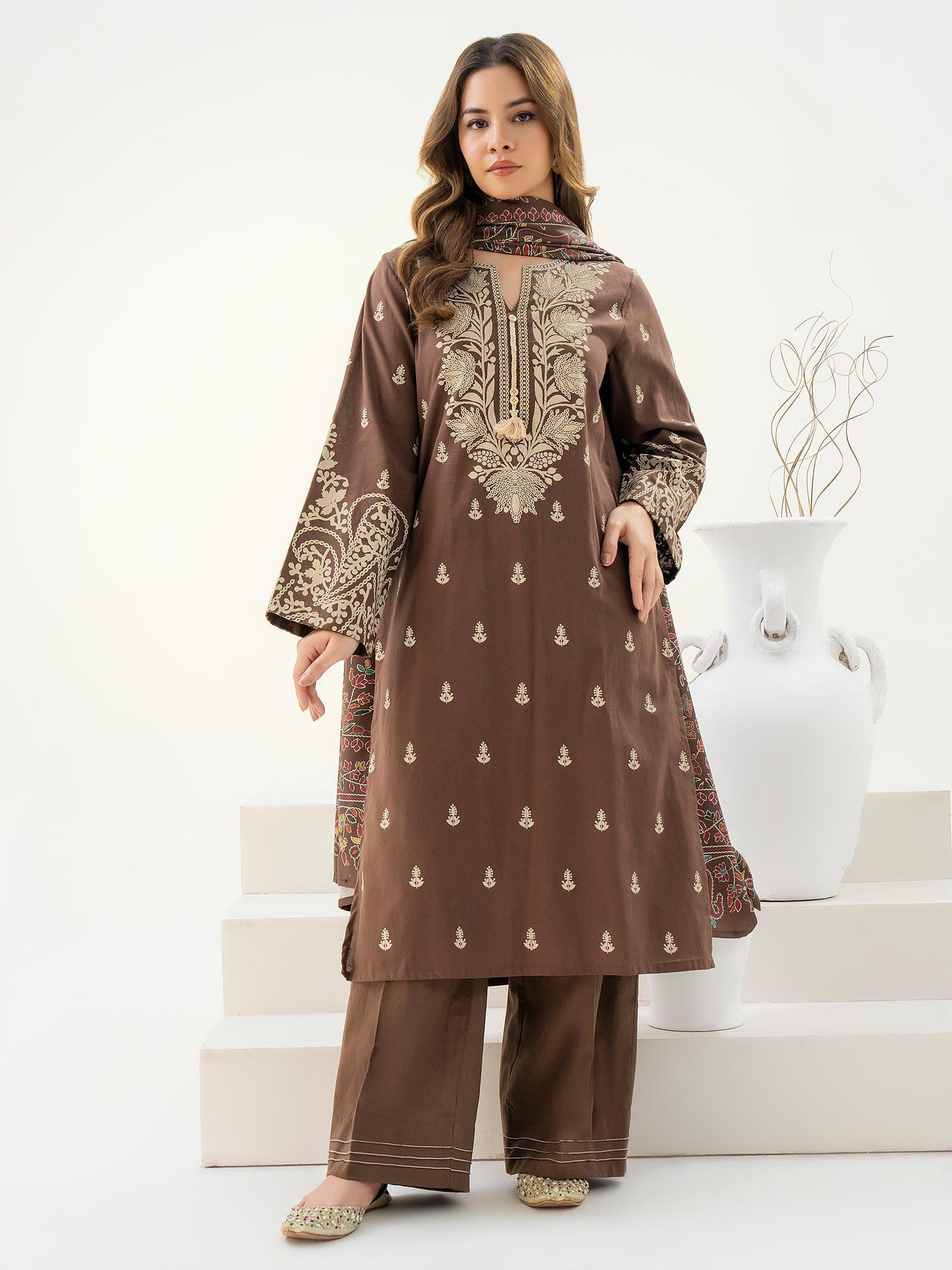 3 Piece Khaddar Suit-Paste Print (Pret)