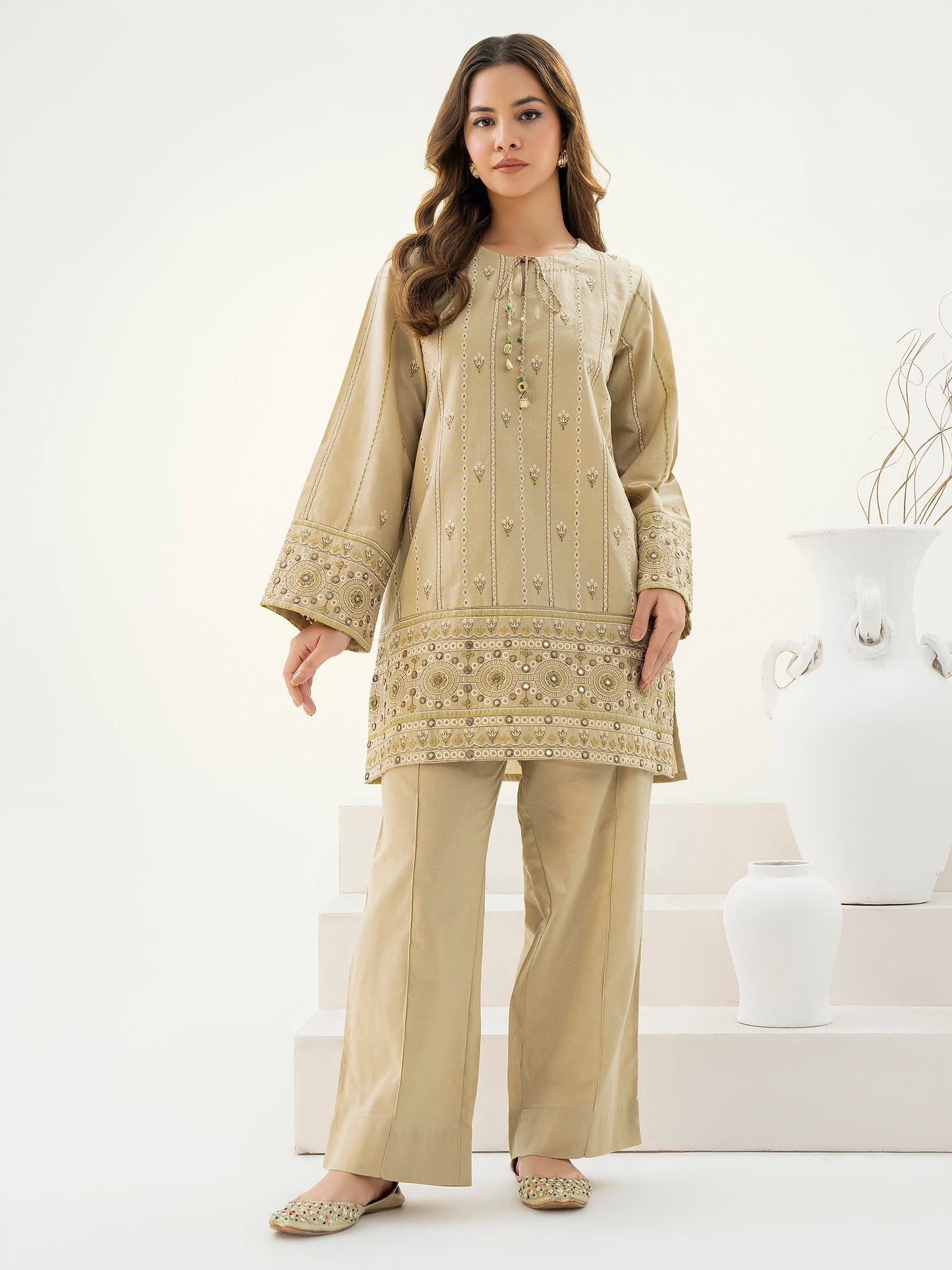 Khaddar Co-Ord Set-Embroidered (Pret)