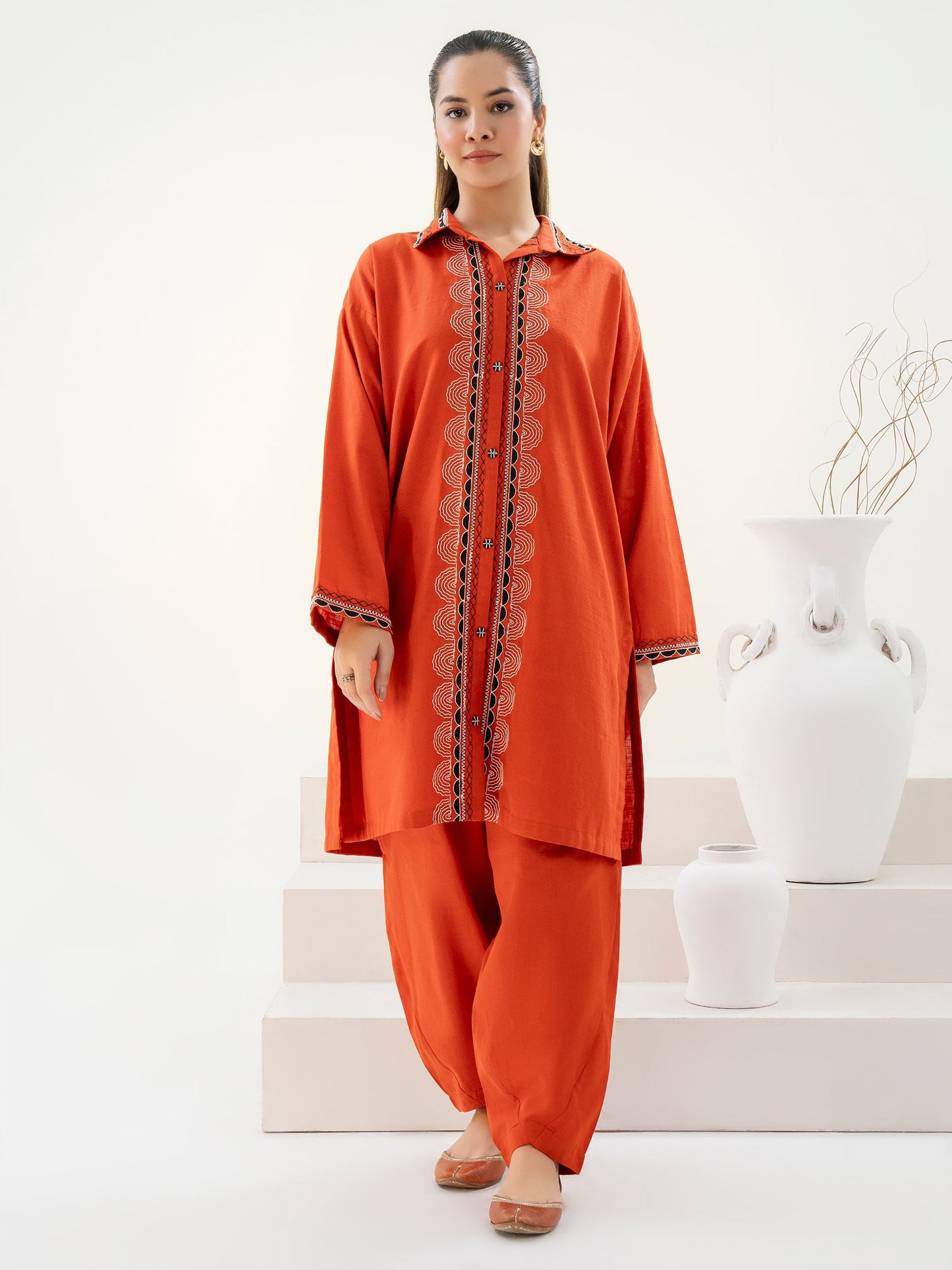 2 Piece Khaddar Suit-Embroidered (Pret)