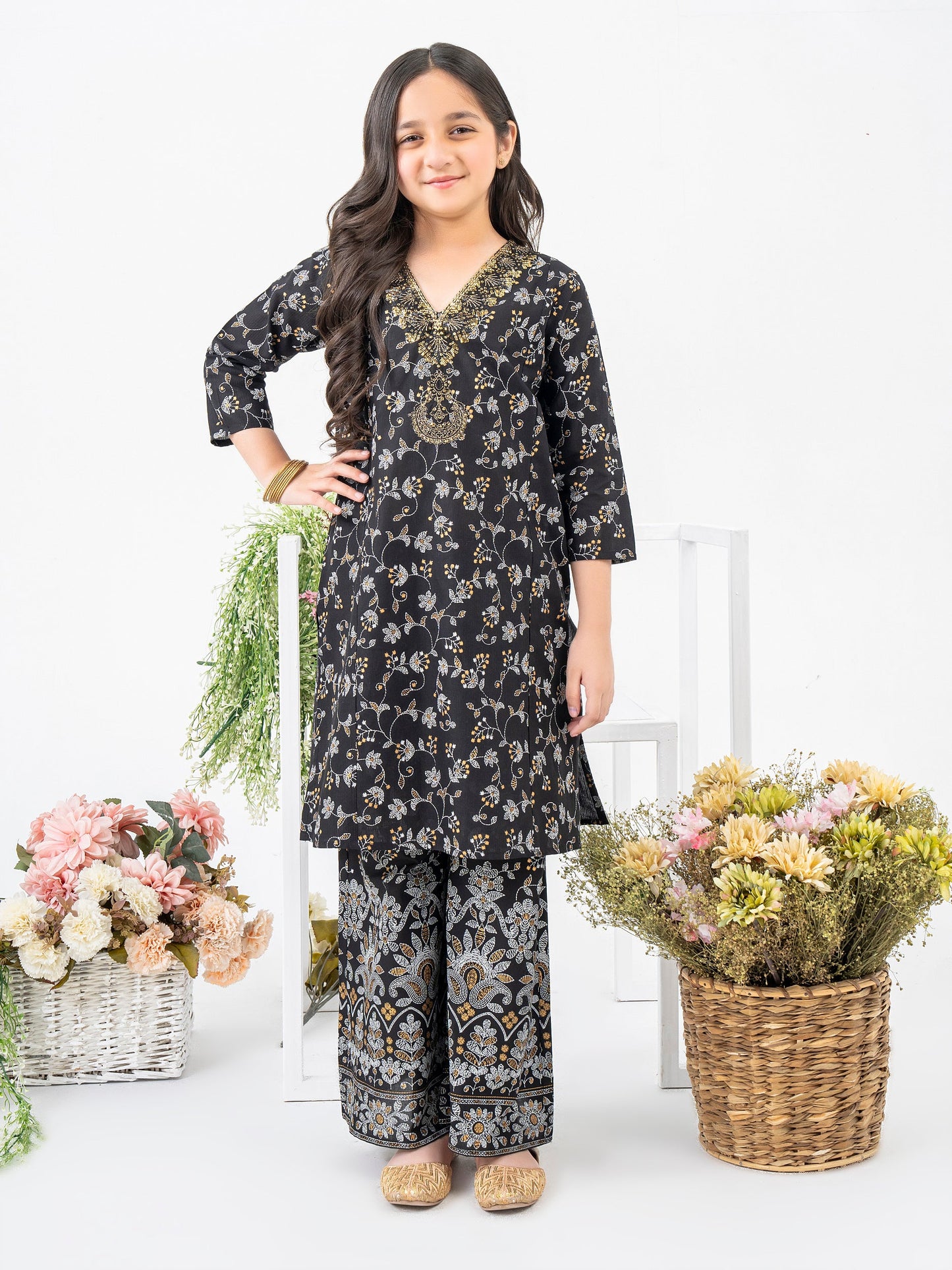 2 Piece Lawn Suit-Embroidered