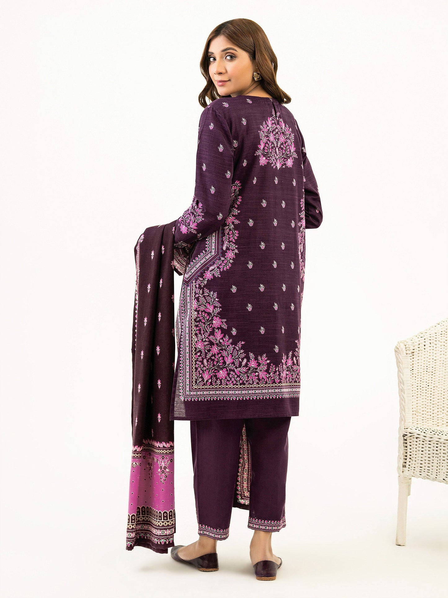 3 Piece Khaddar Suit-Printed(Pret)