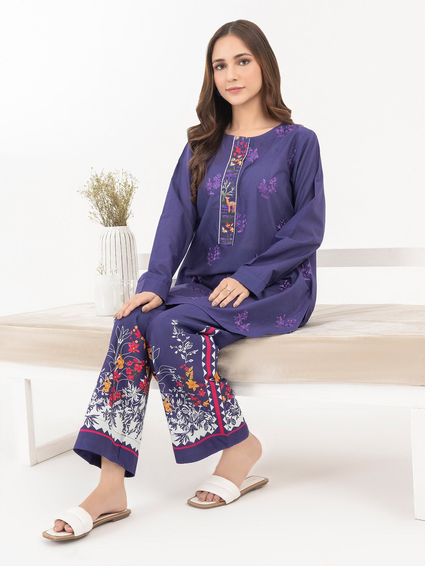 Lawn Co-Ord Set-Embroidered (Pret)