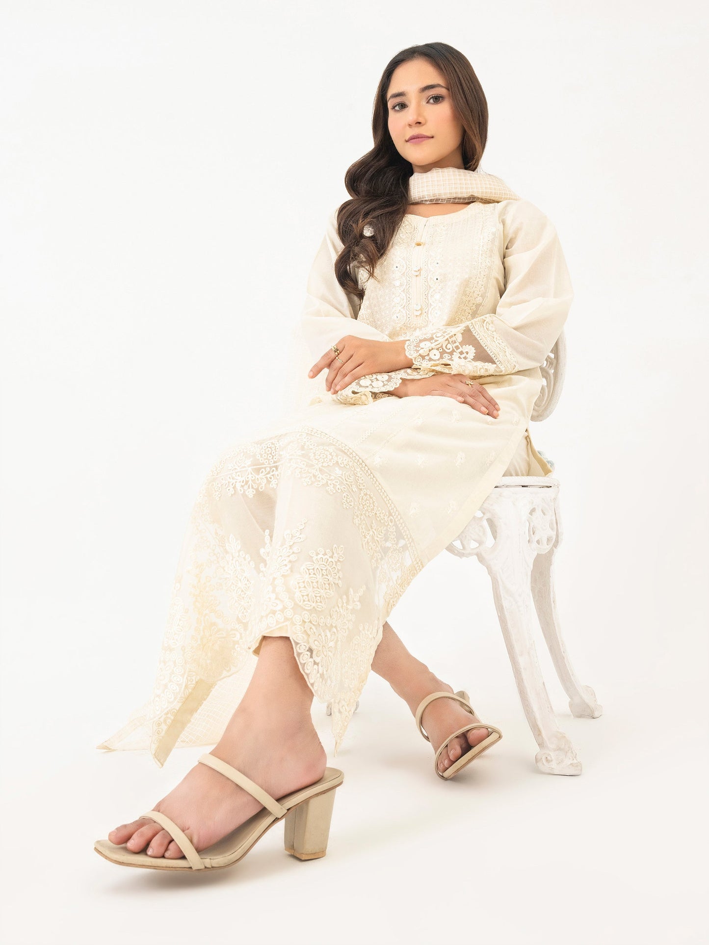 3 Piece Lawn Suit-Embroidered (Pret)