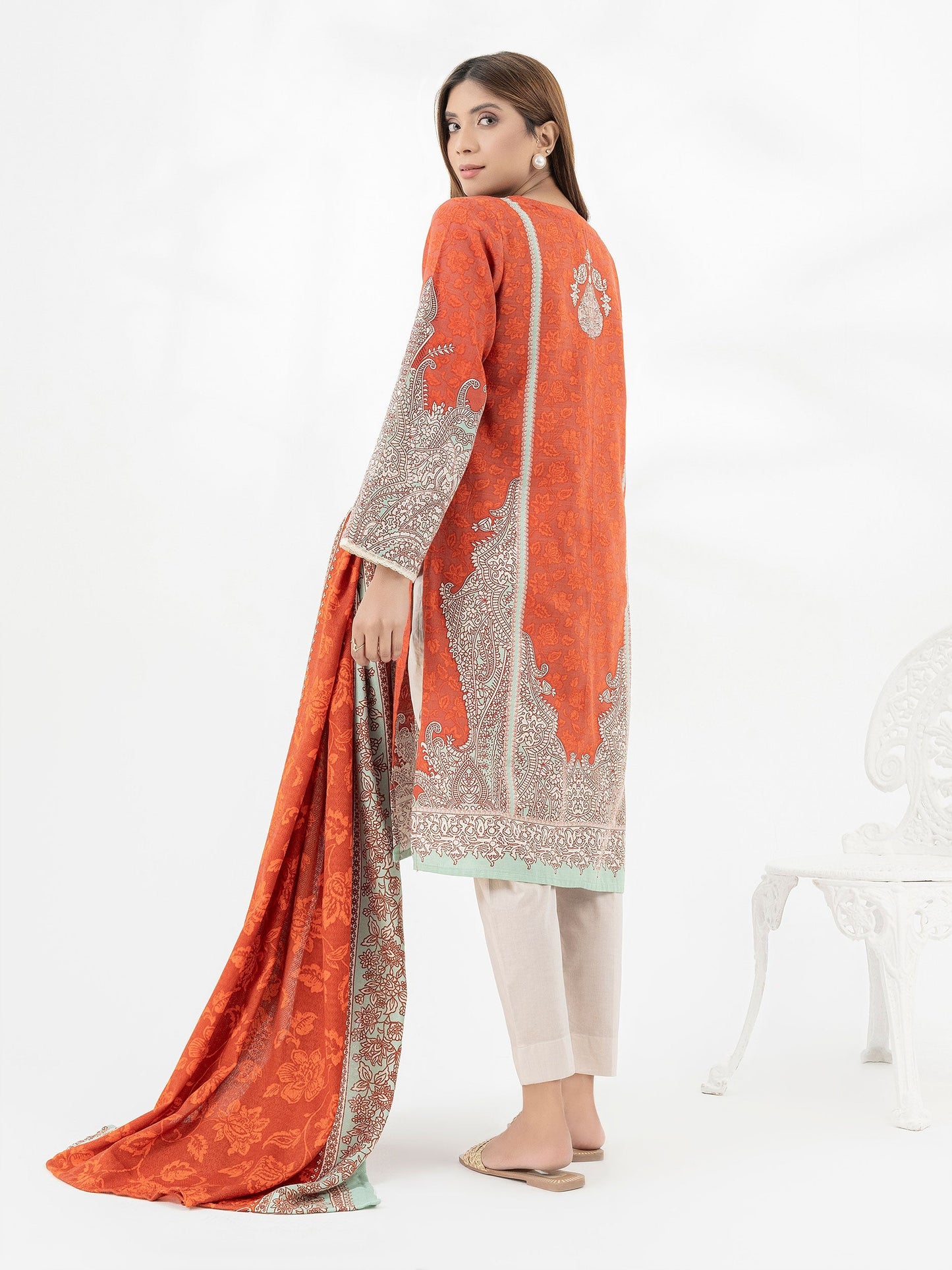 2 Piece Khaddar Suit-Printed (Pret)