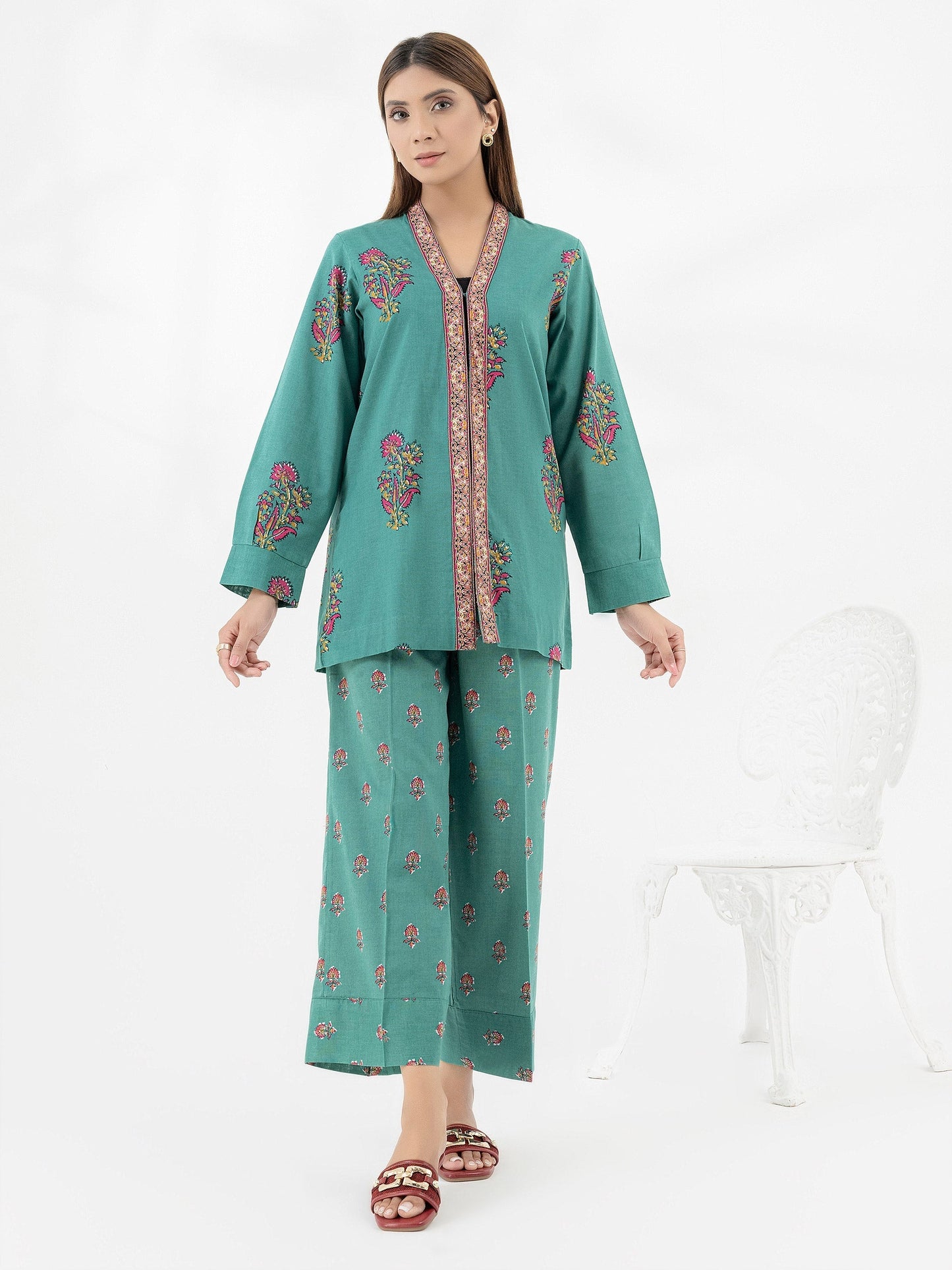 2 Piece Khaddar Suit-Printed (Pret)