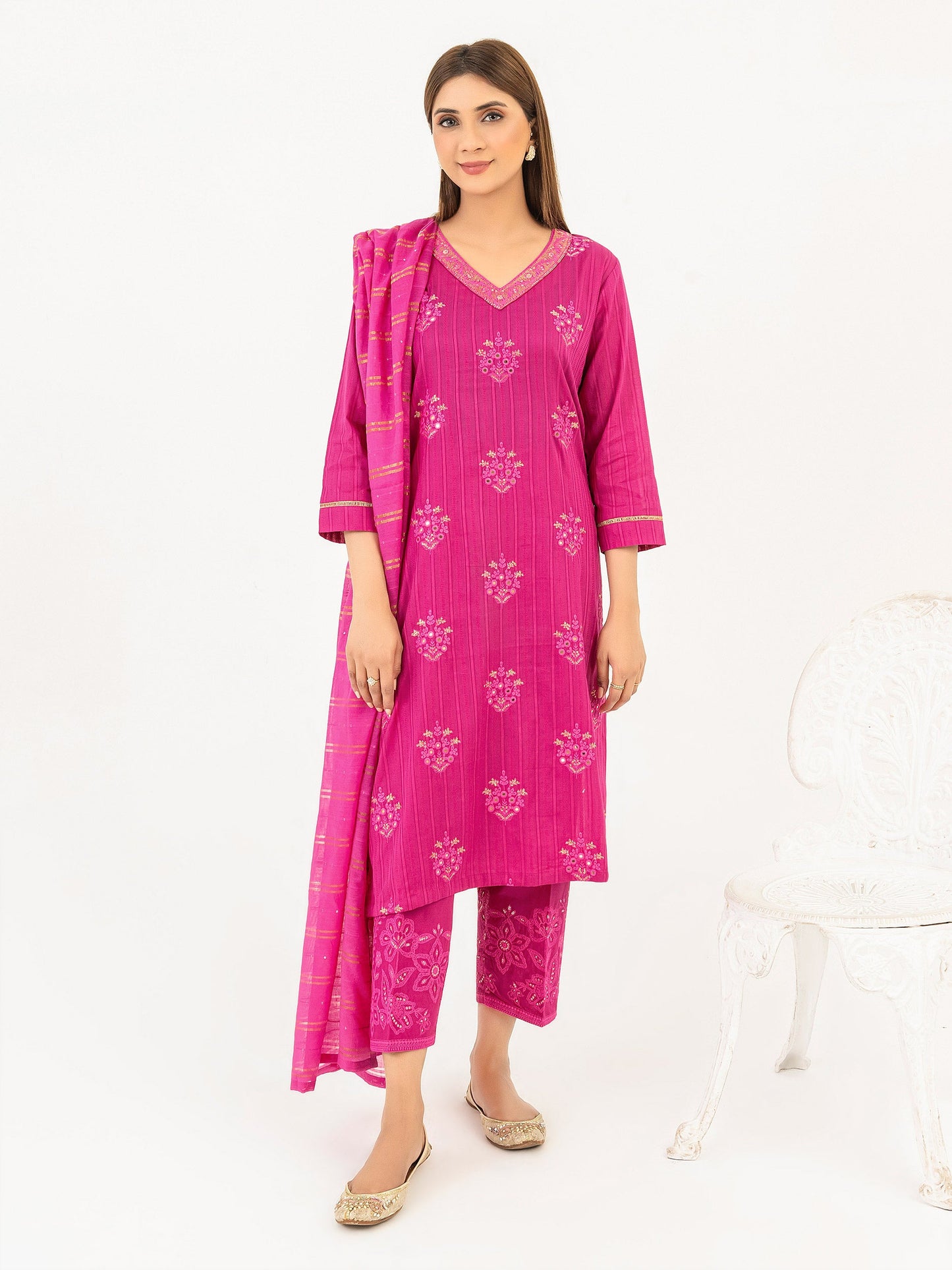 3 Piece Lawn Suit-Embroidered(Pret)