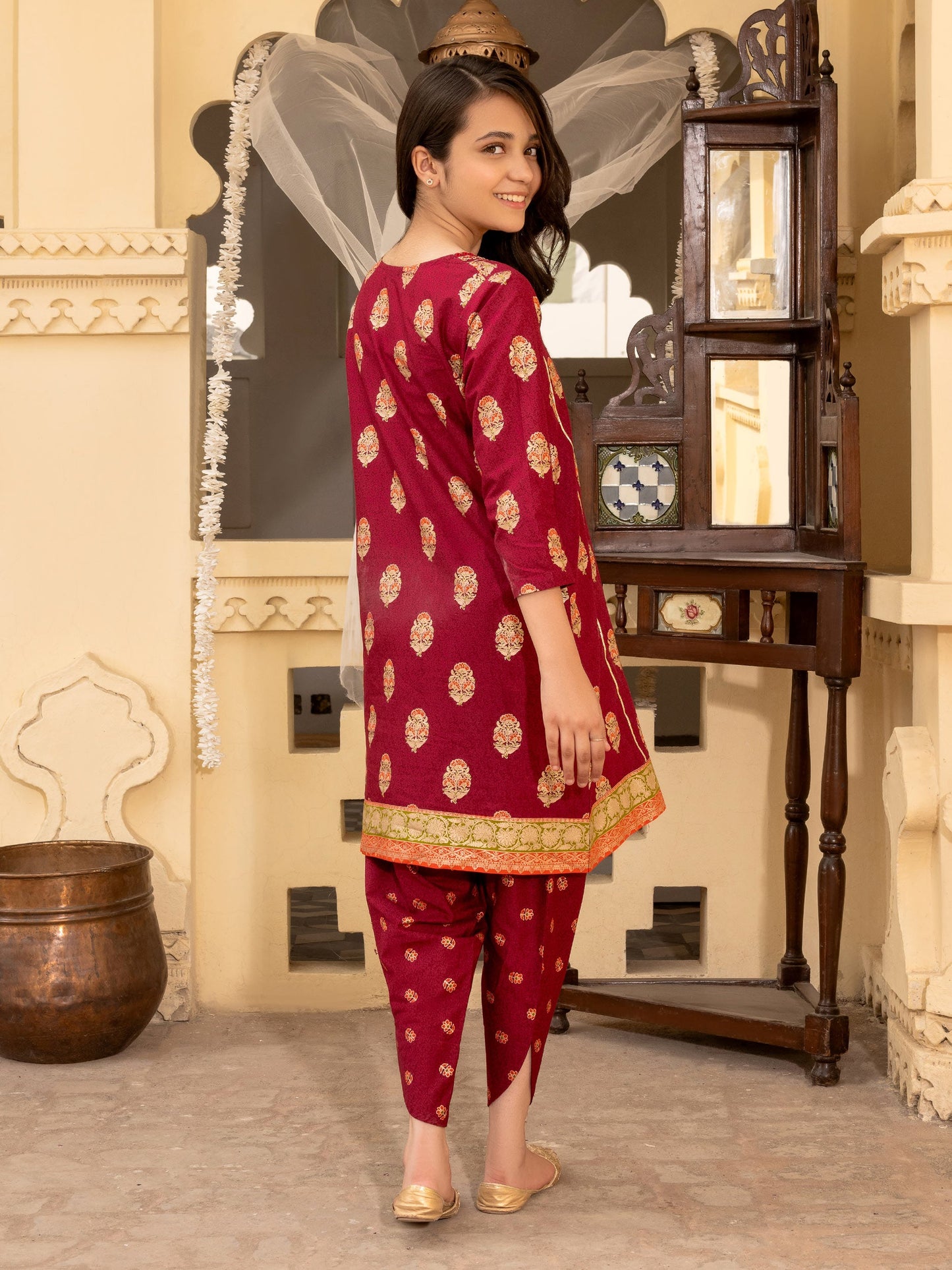 2 Piece lawn Suit- Embroidered