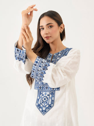 2-piece-lawn-suit-embroidered(pret)