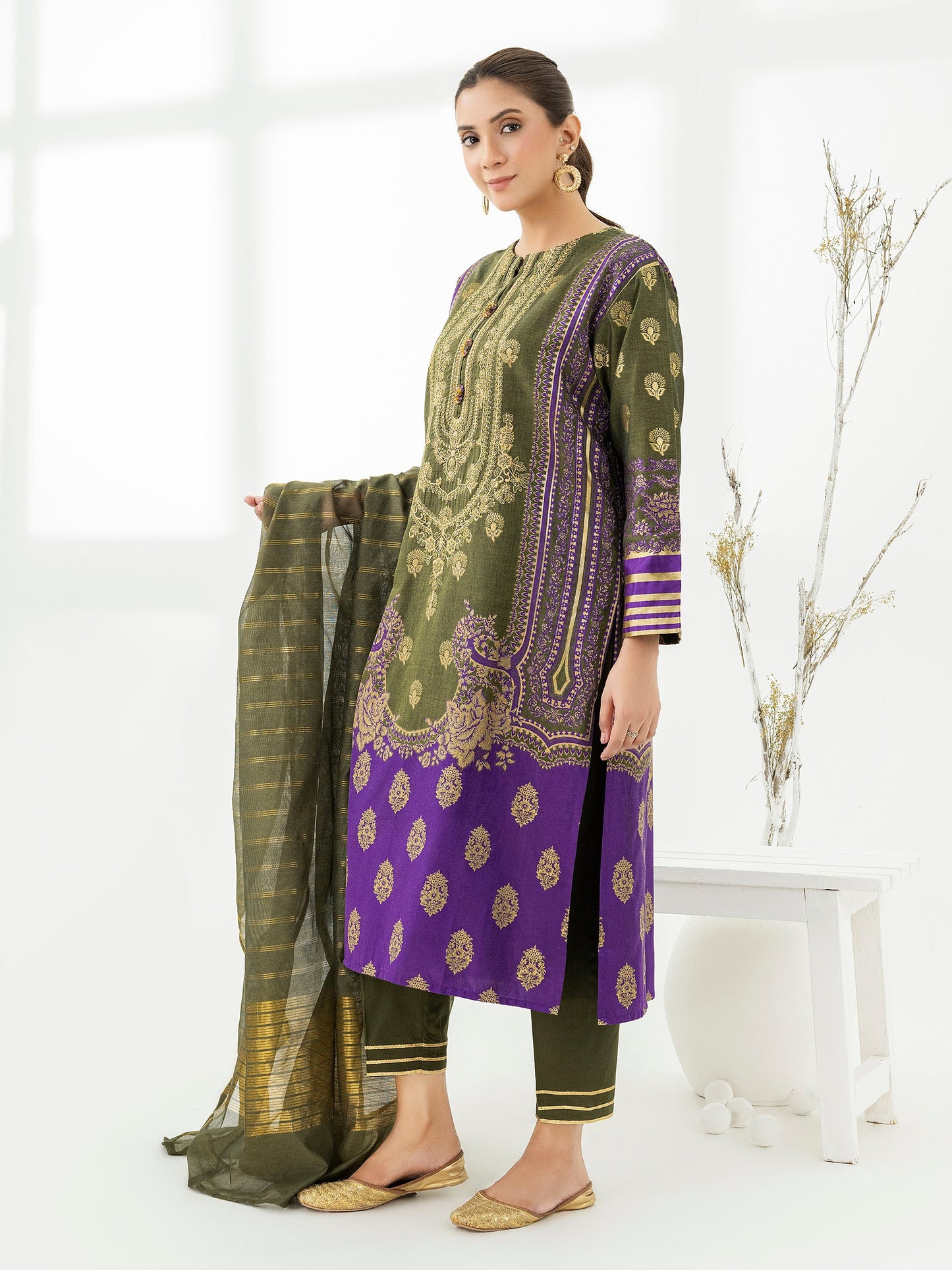 3 Piece Jacquard Suit-Embroidered (Pret)