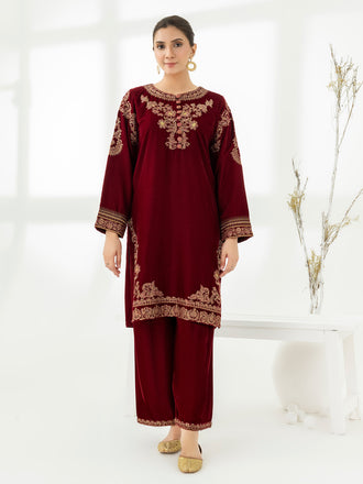 2-piece-velvet-suit-embroidered-(pret)