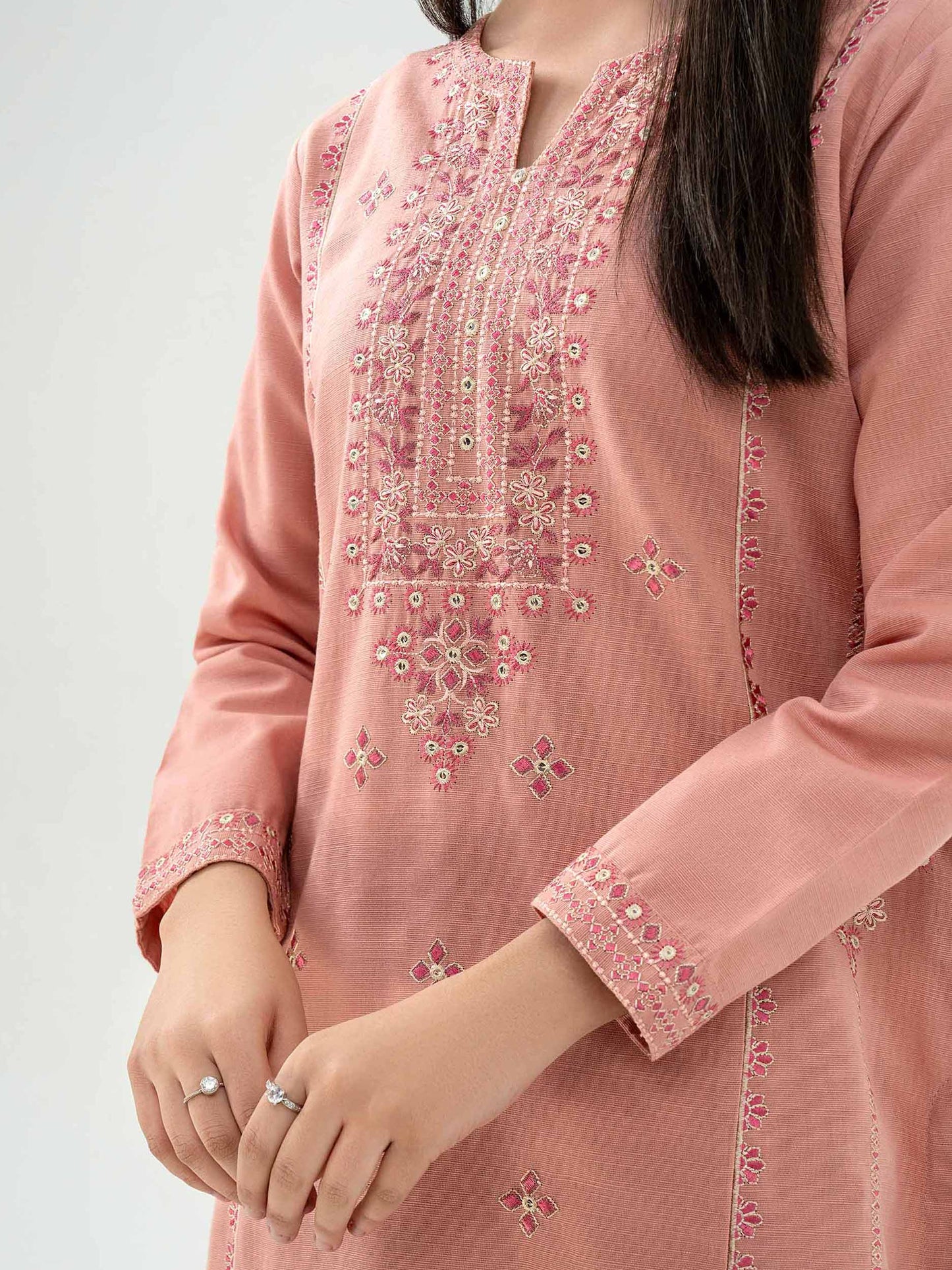 2 Piece Khaddar Suit-Embroidered