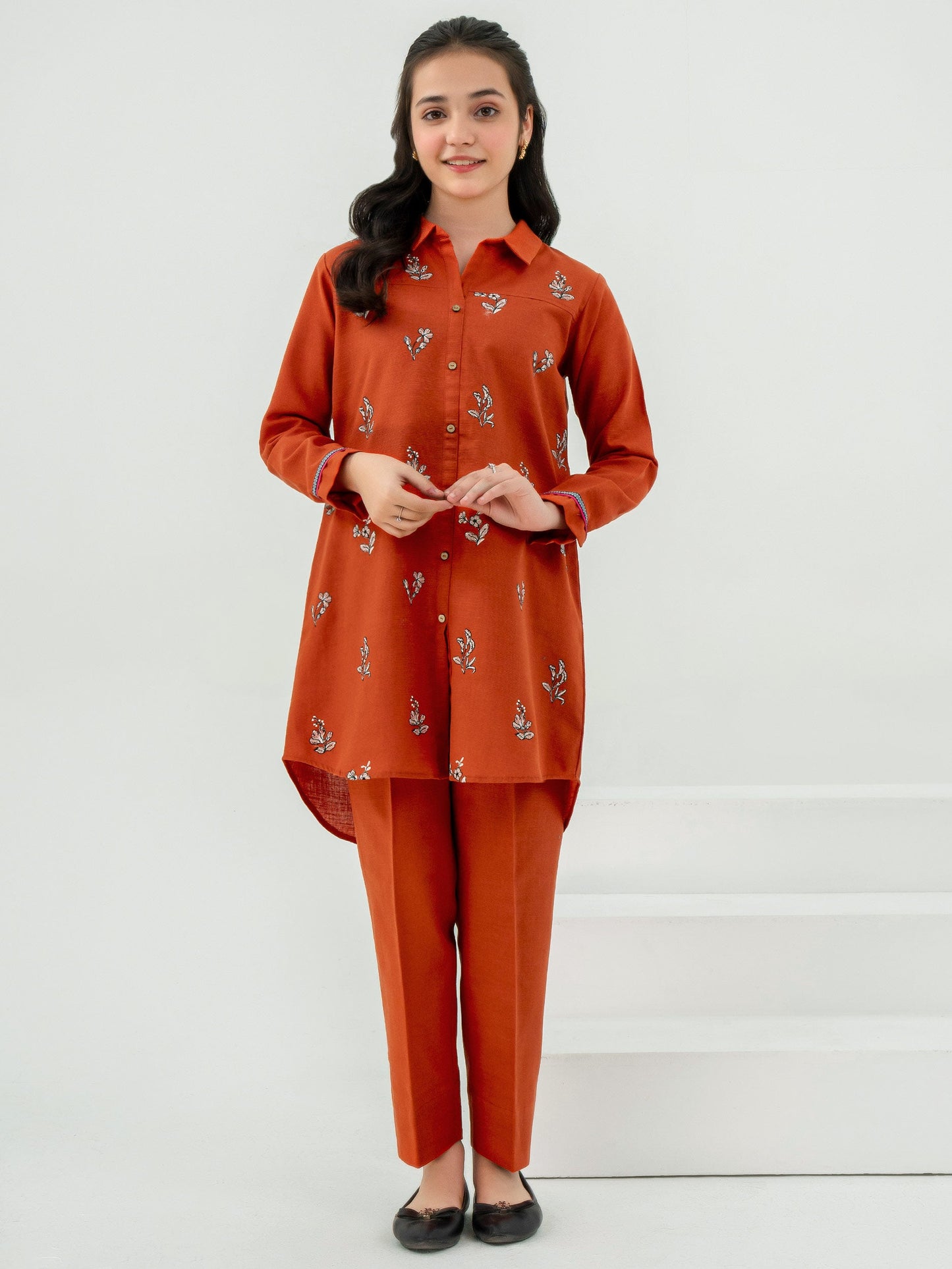 2 Piece Khaddar Suit-Embroidered