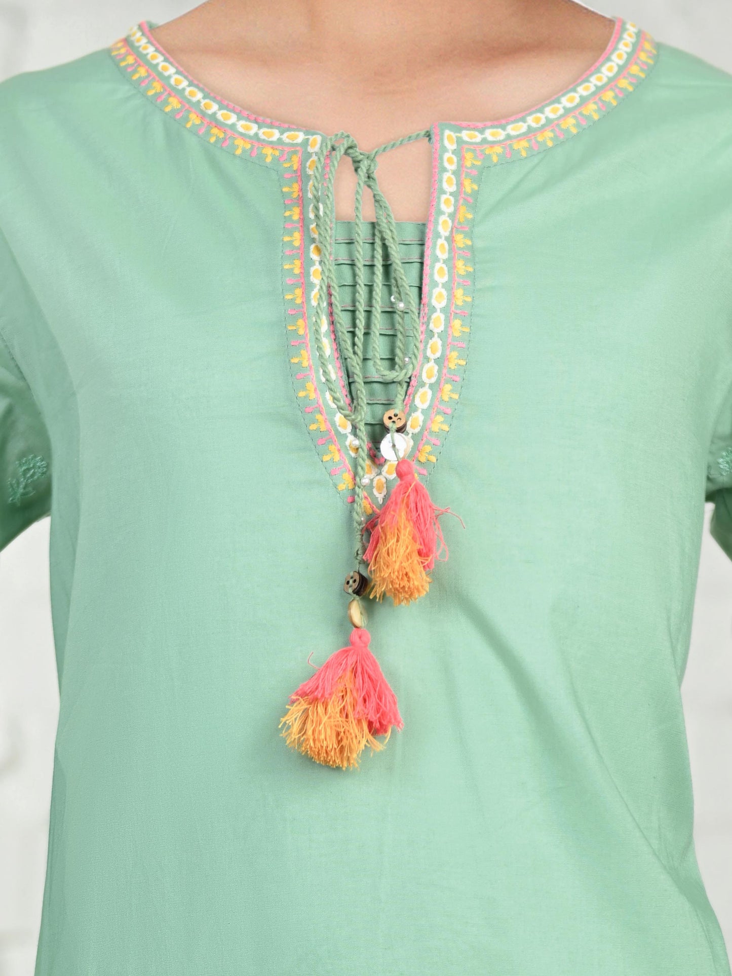 2 Piece Cambric Suit- Embroidered (Pret)