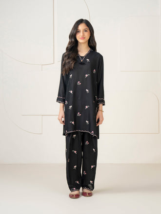 2-piece-lawn-suit-embroidered