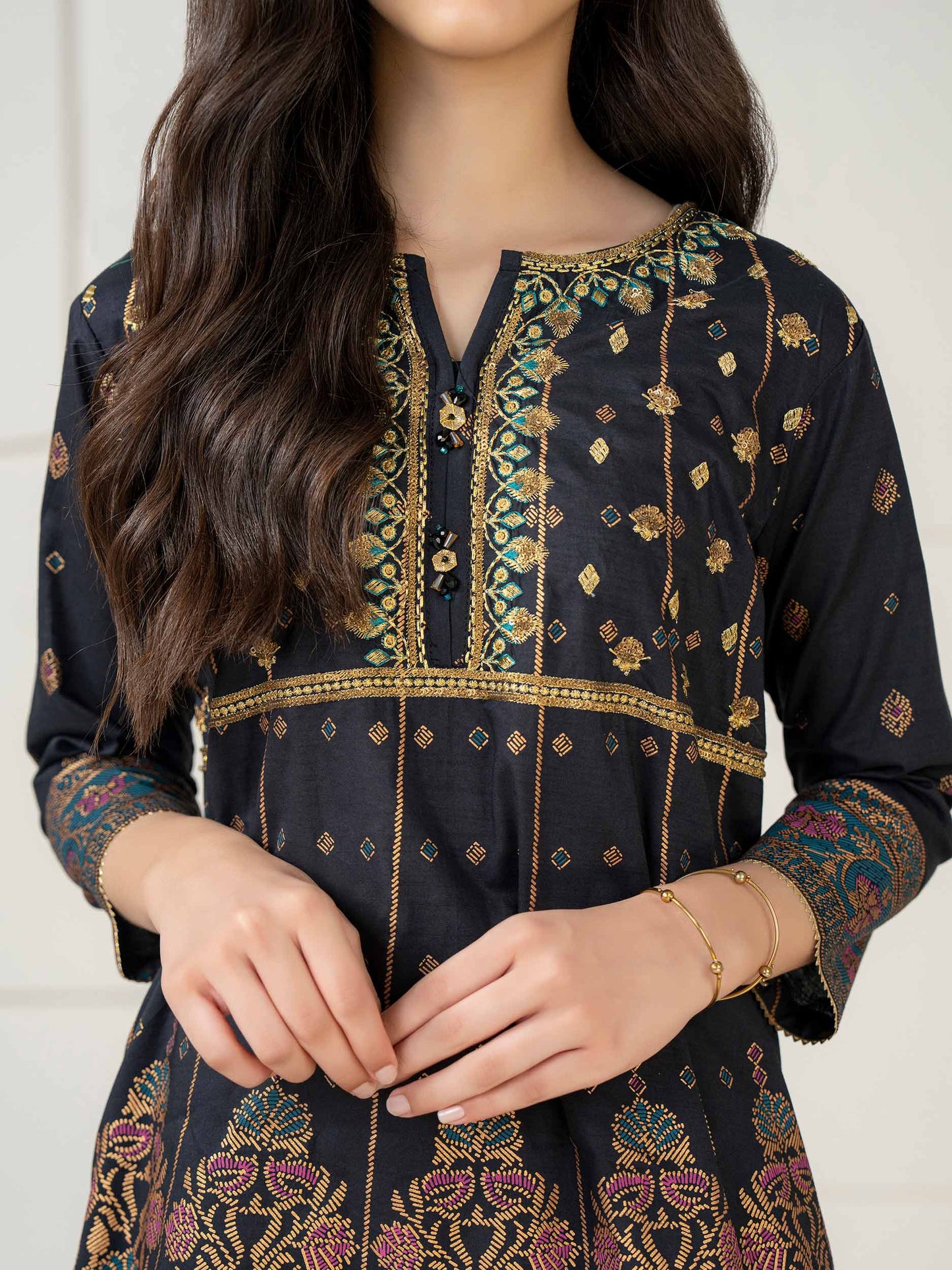 2 Piece Lawn Suit-Embroidered