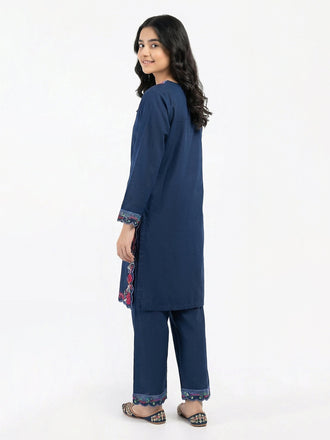 2-piece-khaddar-suit--embroidered-(pret)
