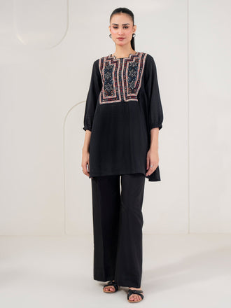 lawn-kurti-embroidered-(pret)