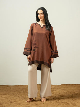 yarn-dyed-kurti-embroidered-(pret)