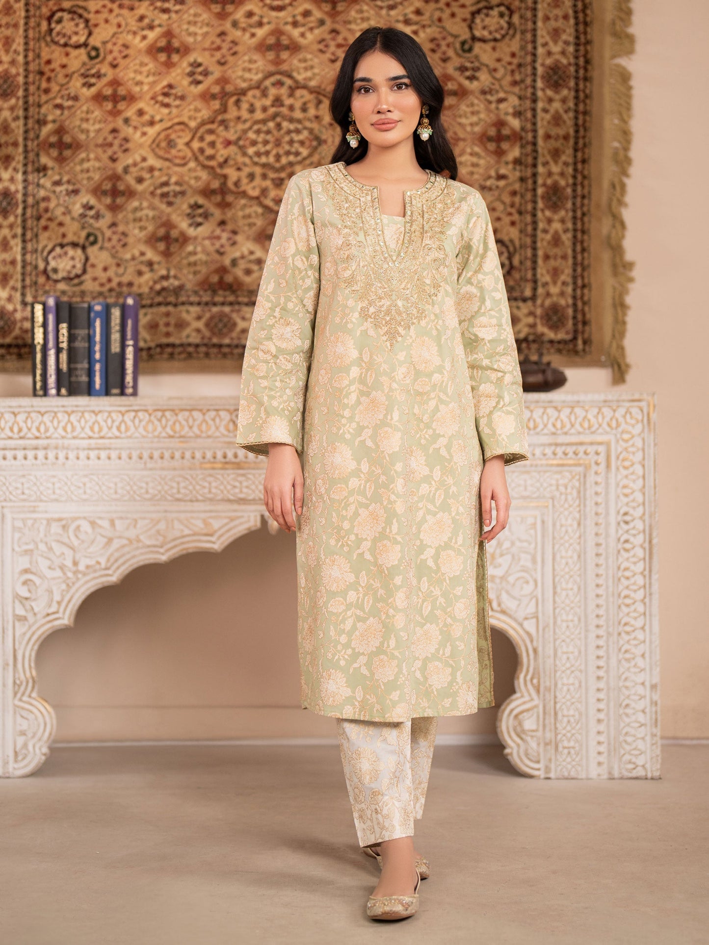 2 Piece Lawn Suit-Embroidered (Pret)