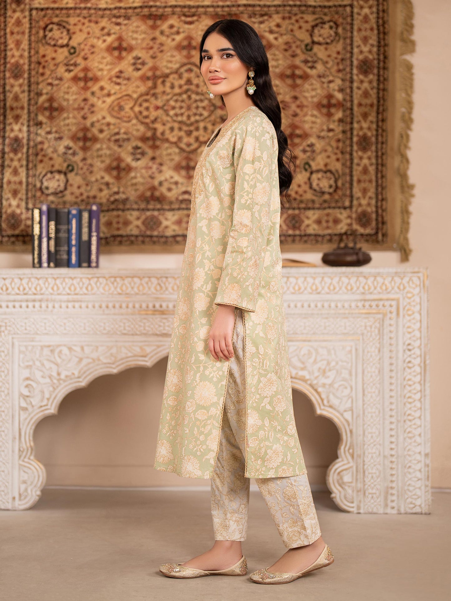 2 Piece Lawn Suit-Embroidered (Pret)