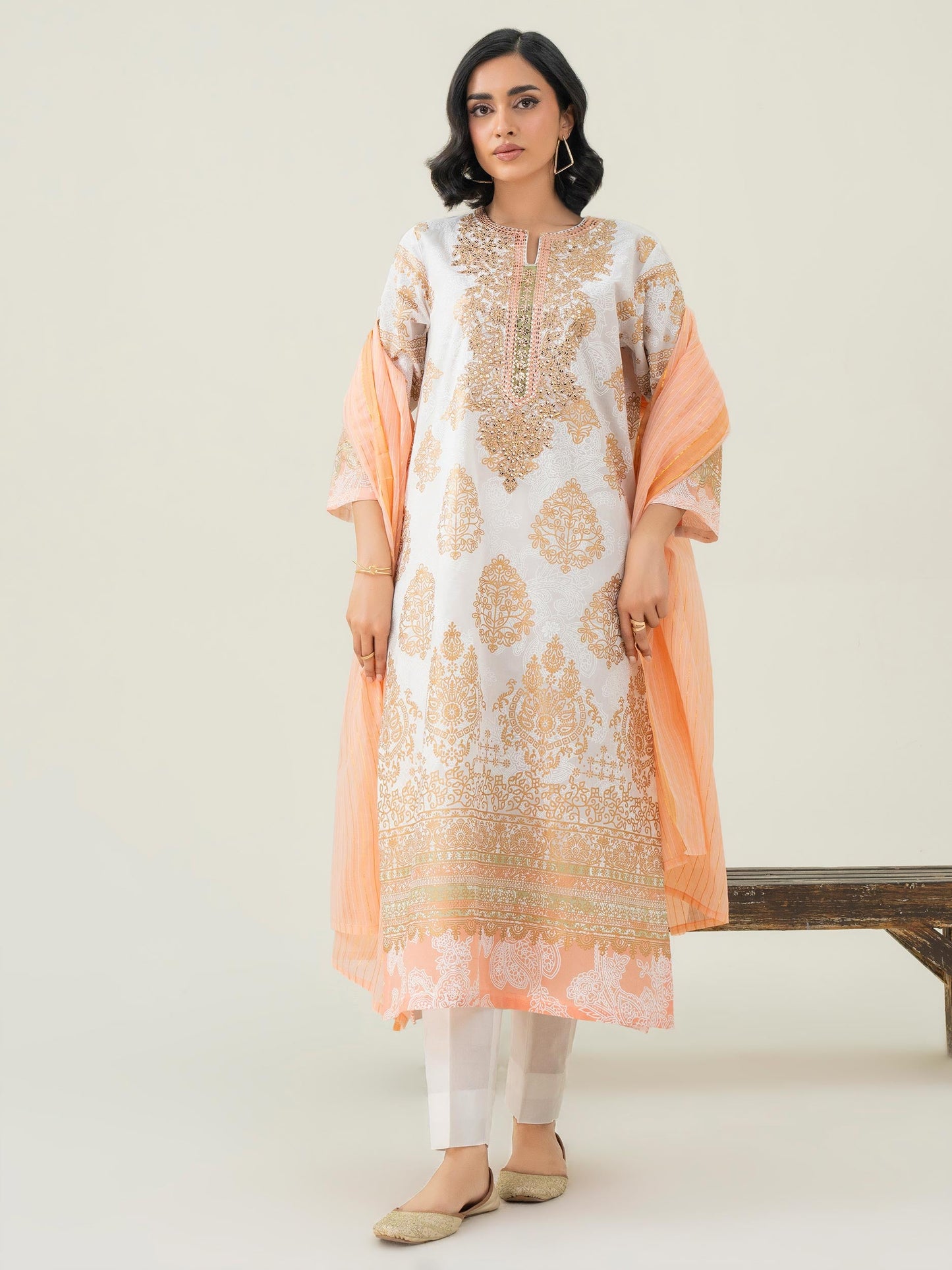 2 Piece Lawn Suit-Embroidered (Pret)