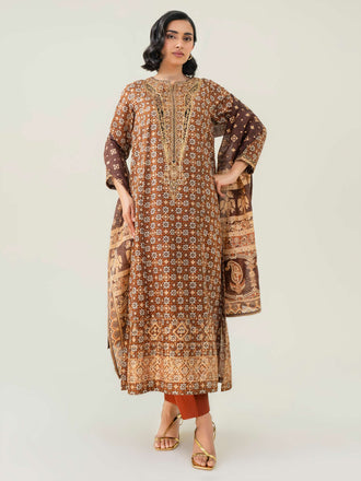 3-piece-lawn-suit-embroidered-(pret)