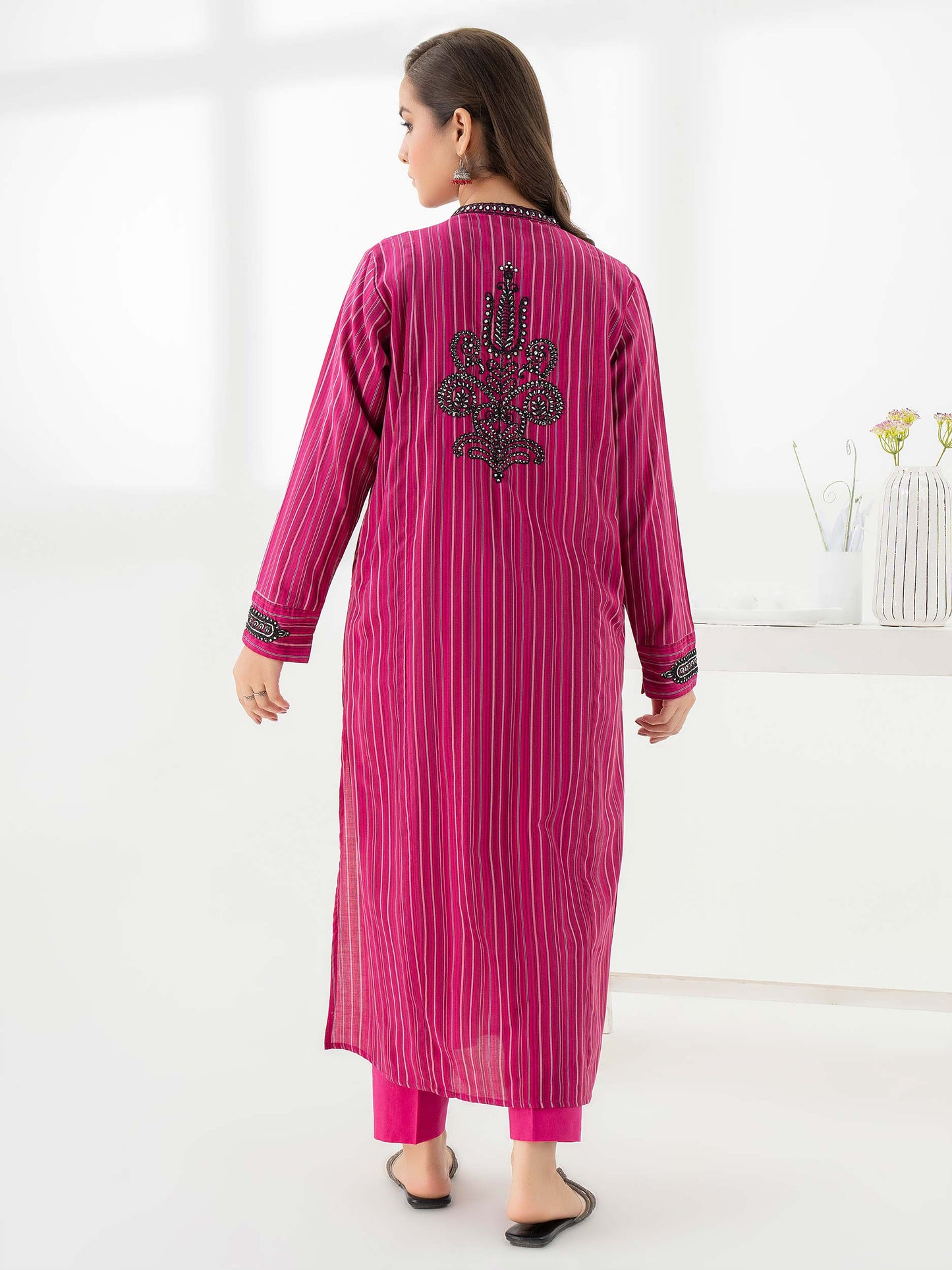 2 Piece Yarn Dyed Suit-Embroidered (Pret)