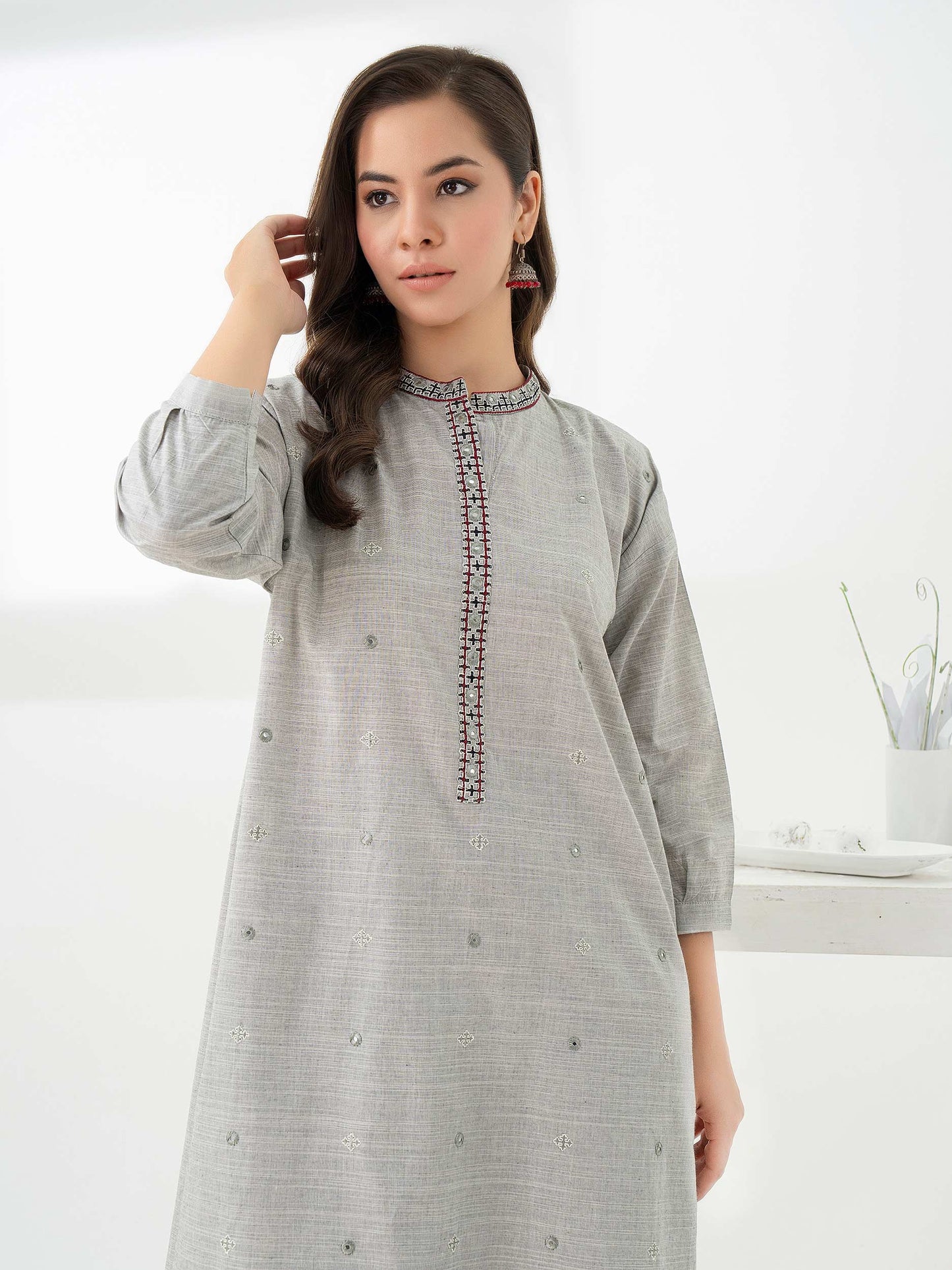 2 Piece Yarn Dyed Suit-Embroidered (Pret)