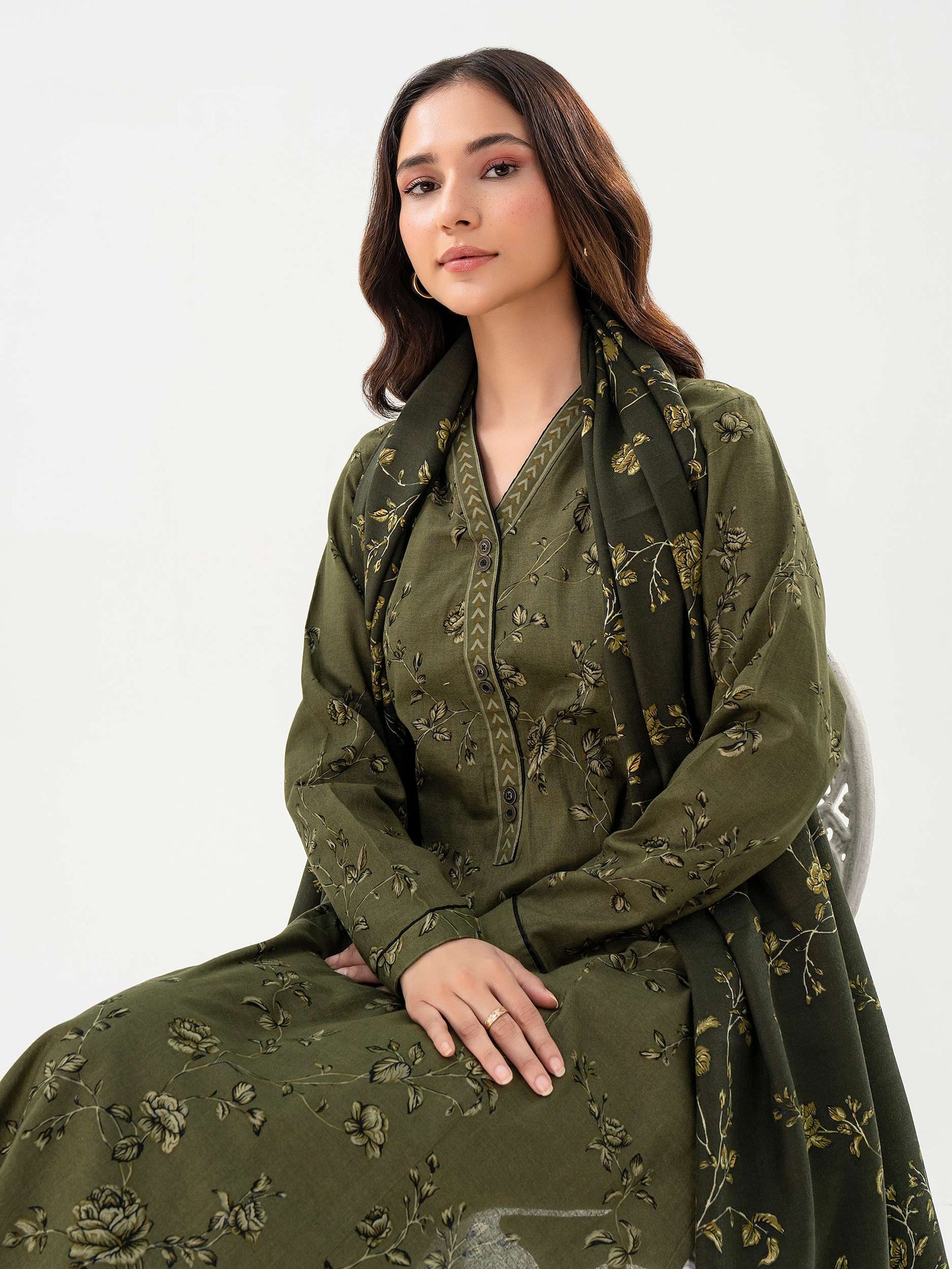 3 Piece Khaddar Suit-Printed (Pret)