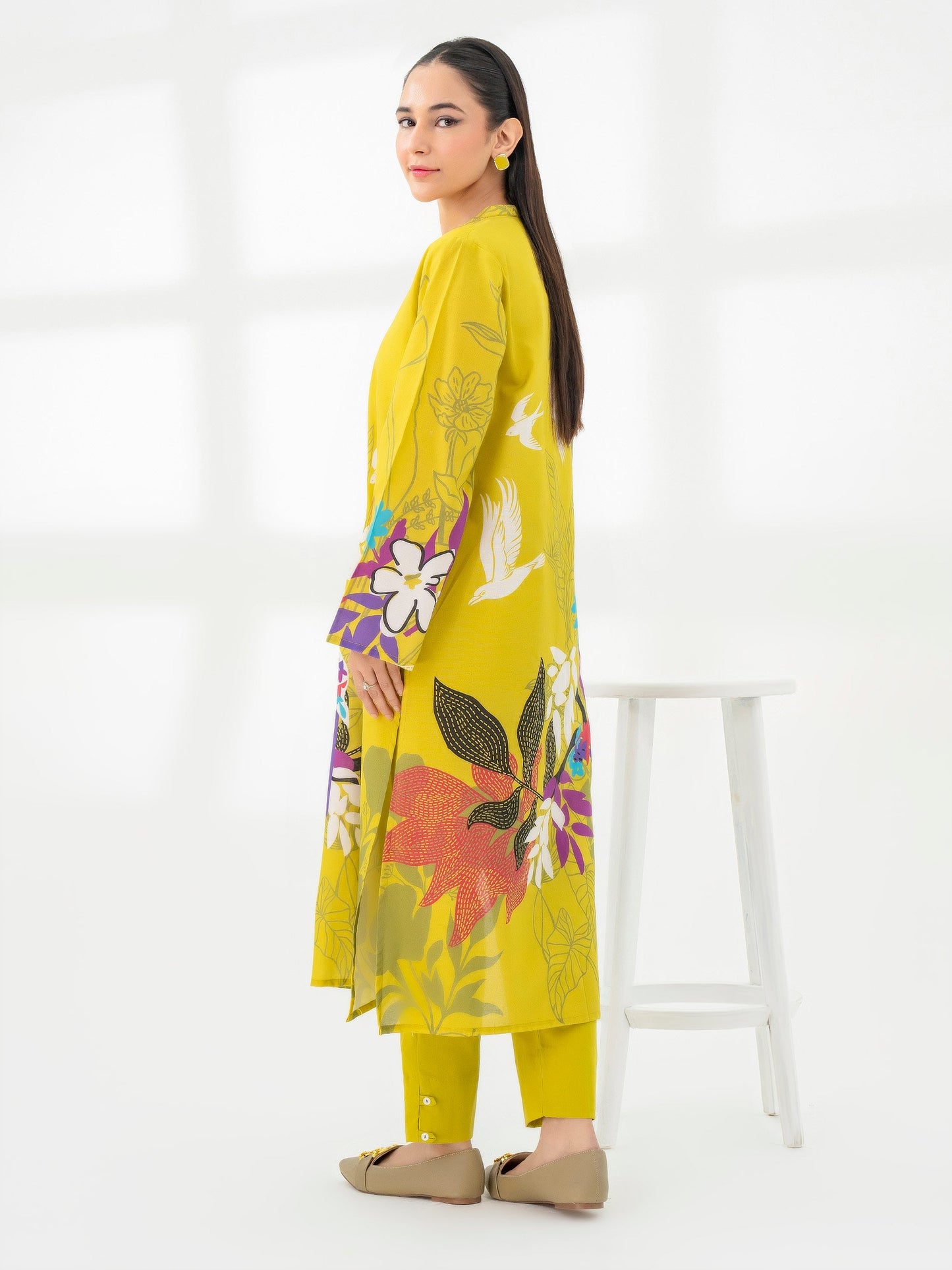 2 Piece Khaddar Suit-Printed (Pret)