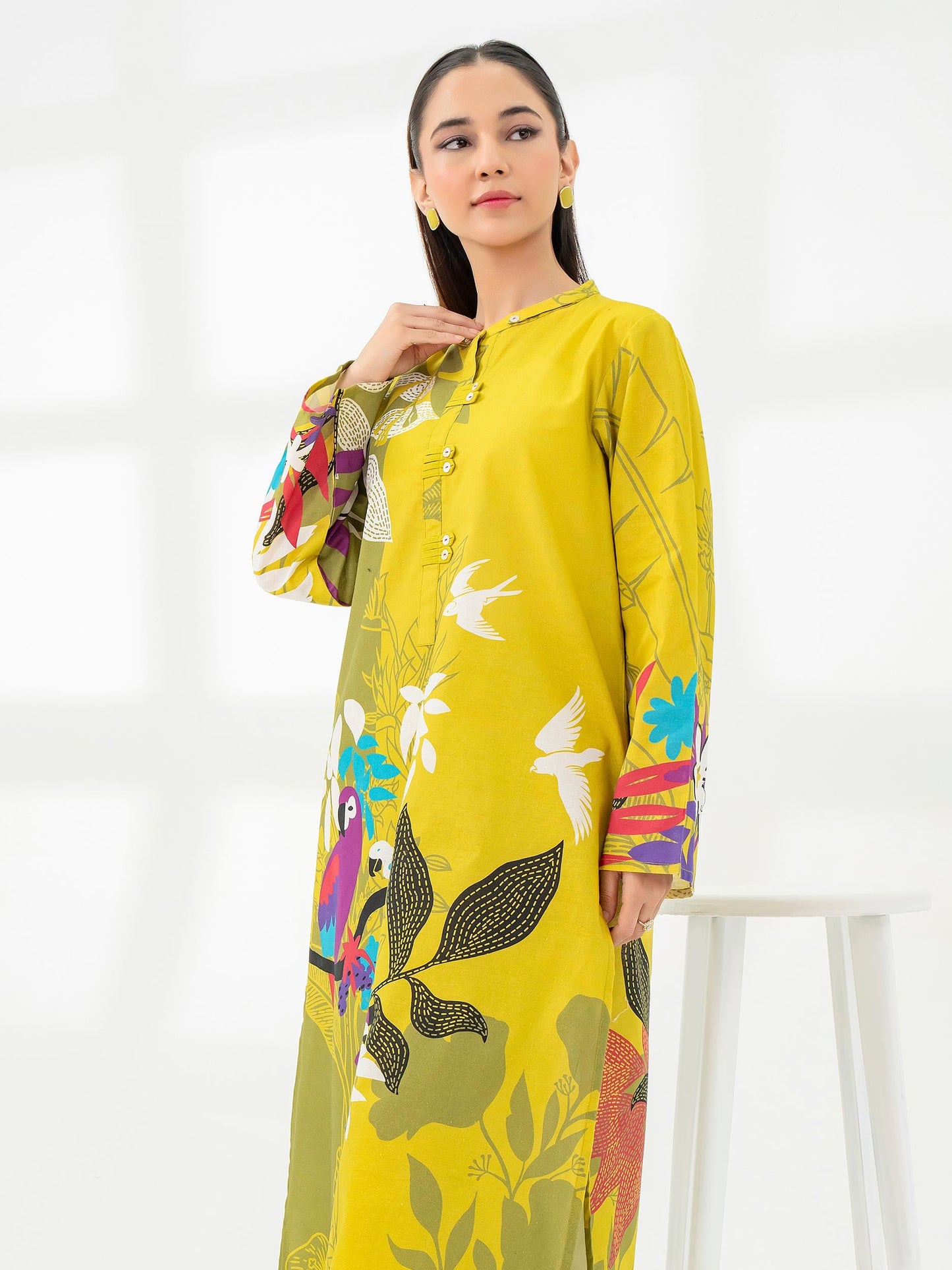 2 Piece Khaddar Suit-Printed (Pret)