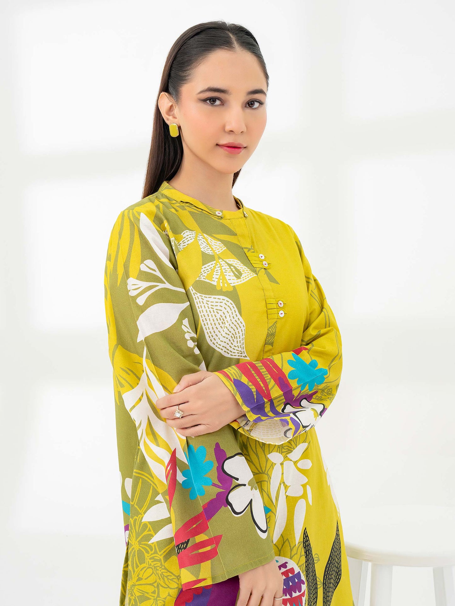 2 Piece Khaddar Suit-Printed (Pret)