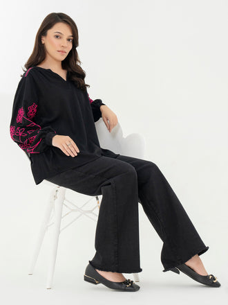 embroidered-linen-top